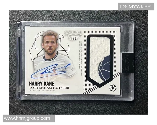 足球Topps球星卡收藏热潮掀起 球迷投资新风口掘金市场潜力